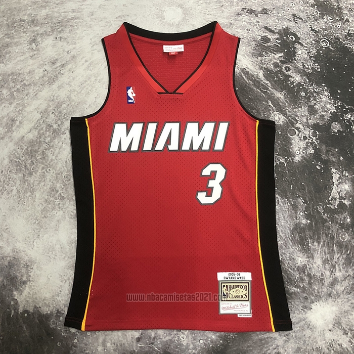 Camiseta Miami Heat Dwyane Wade #3 Mitchell & Ness 2005-06 Rojo